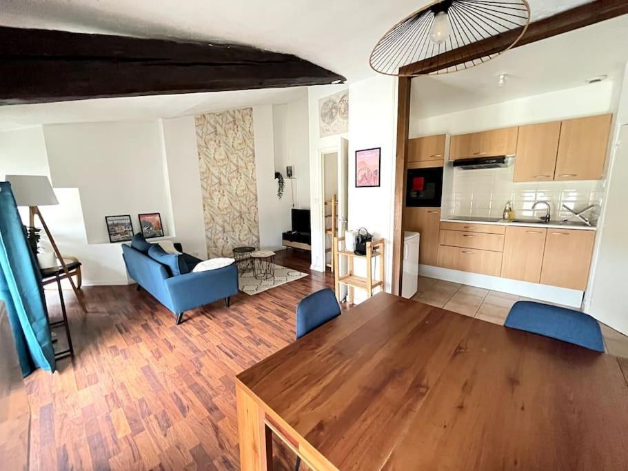 Appartement 41 M² I Centre Historique I Romans Buitenkant foto